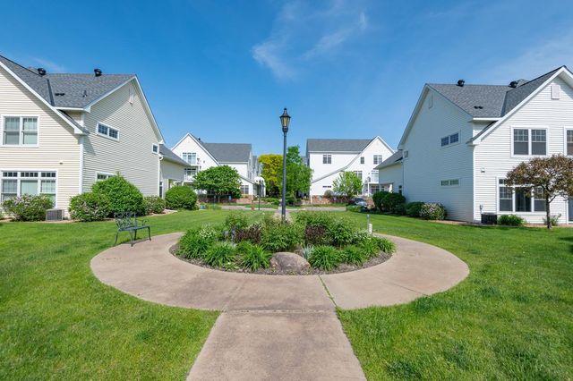 2133 Village Trail, Mound, MN 55364