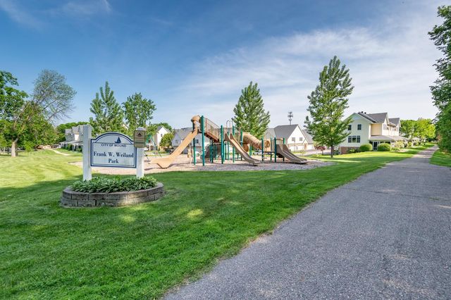 2133 Village Trail, Mound, MN 55364