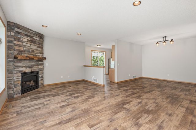 2133 Village Trail, Mound, MN 55364