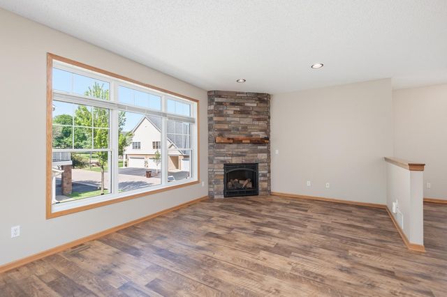 2133 Village Trail, Mound, MN 55364