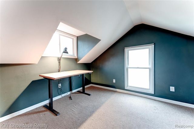 608 S Adelaide Street, Fenton, MI 48430