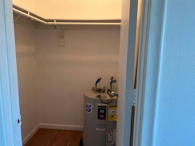 5168 NE 6th Avenue 429, Fort Lauderdale, FL 33334