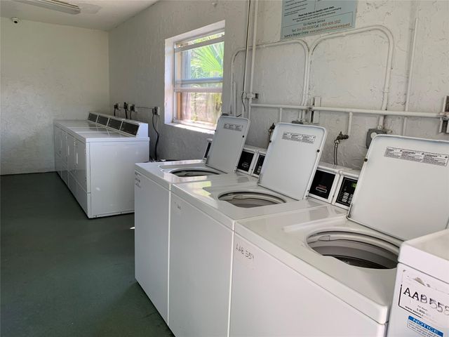 5168 NE 6th Avenue 429, Fort Lauderdale, FL 33334