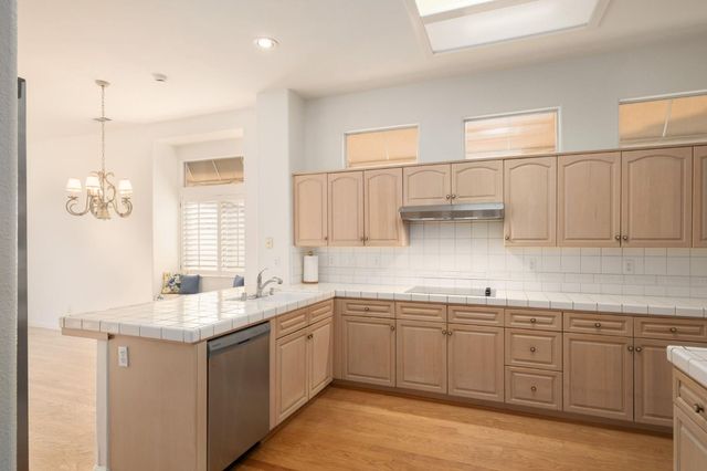 2151 W Via Le Fontane, Fresno, CA 93711