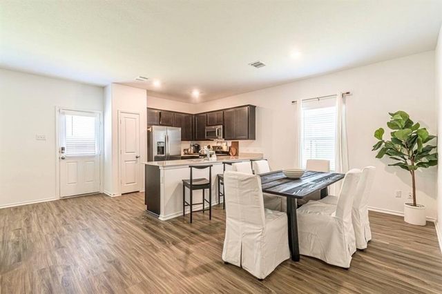 441 Gabbro GDNS, Maxwell, TX 78656