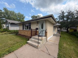 2140 Bush Avenue E, Saint Paul, MN 55119