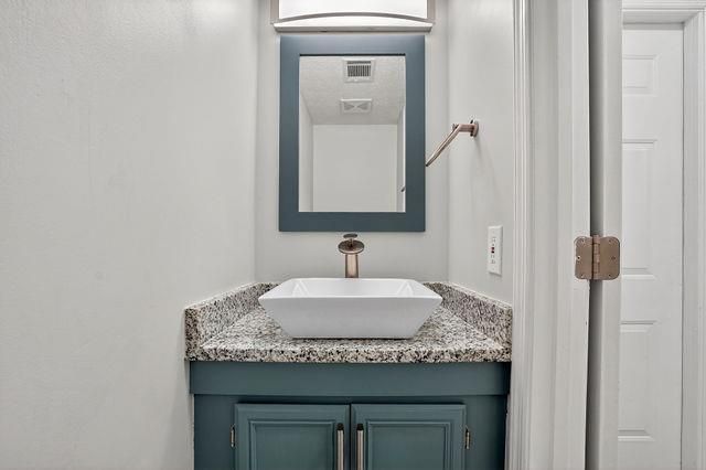 5515 Forest Downs Circle Circle, Atlanta, GA 30349