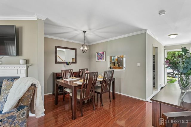 79-79 chelsea Court, Franklin, NJ 08873