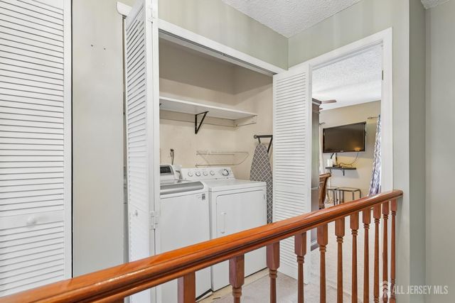 79-79 chelsea Court, Franklin, NJ 08873
