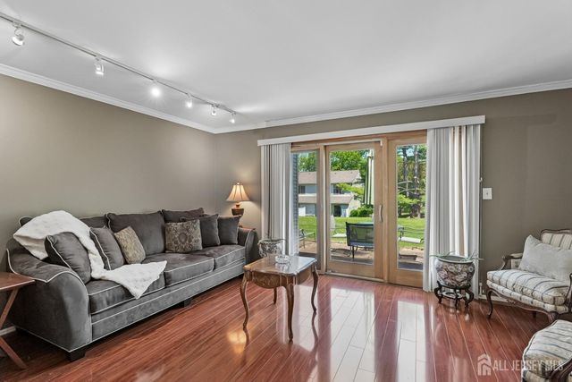 79-79 chelsea Court, Franklin, NJ 08873