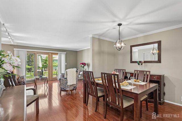 79-79 chelsea Court, Franklin, NJ 08873
