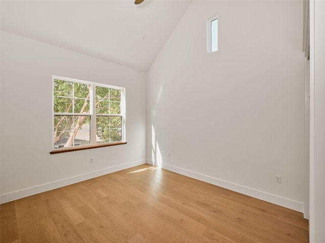 610 Allen ST 1, Austin, TX 78702