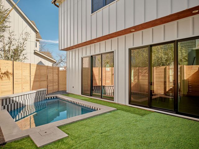 610 Allen ST 1, Austin, TX 78702