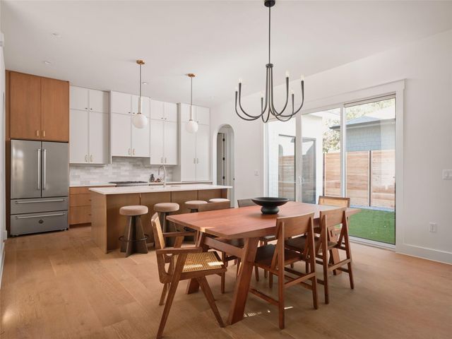 610 Allen ST 1, Austin, TX 78702