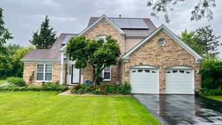 2460 Otter Creek Lane, Elgin, IL 60123
