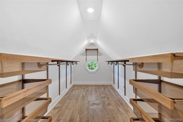 5119 Saint Clair Highway, East China Township, MI 48054