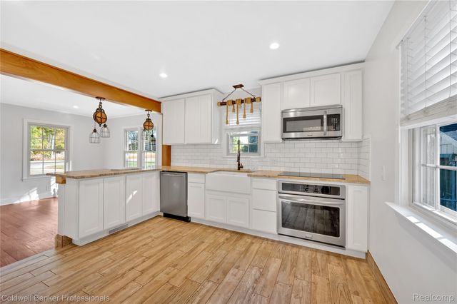 5119 Saint Clair Highway, East China Township, MI 48054