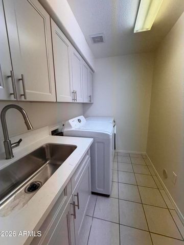 3506 E ROCKWOOD Drive, Phoenix, AZ 85050