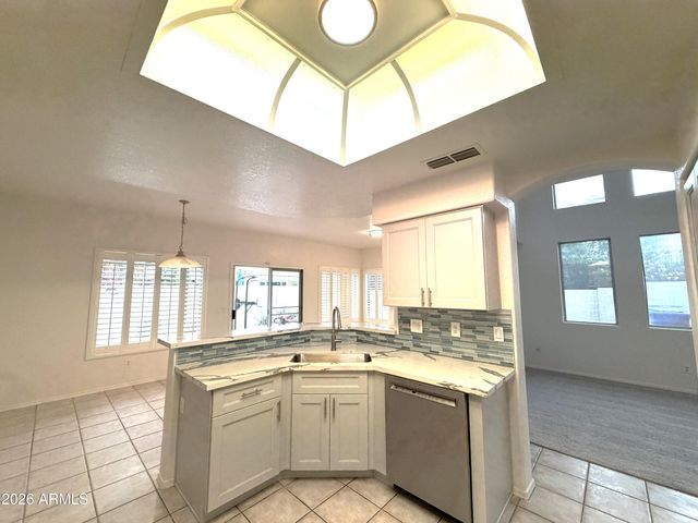 3506 E ROCKWOOD Drive, Phoenix, AZ 85050