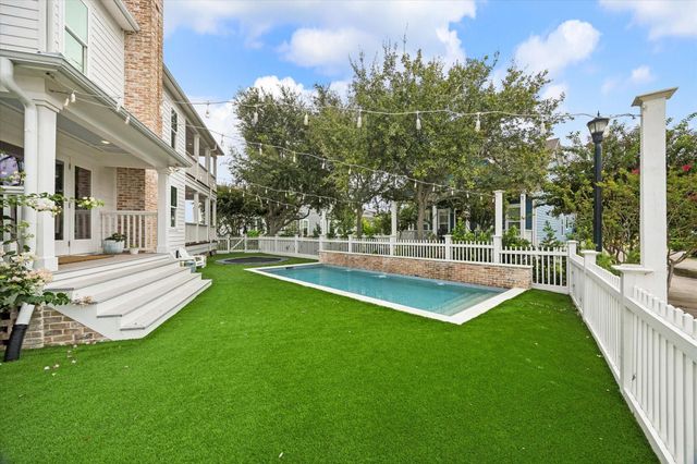 7 Curiosity Lane, Galveston, TX 77554