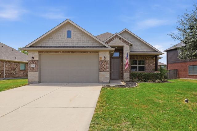 11 Pleasant Valley, Sanger, TX 76266