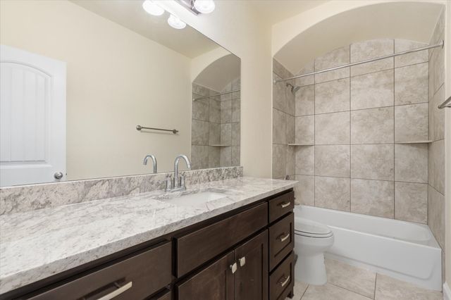 11 Pleasant Valley, Sanger, TX 76266