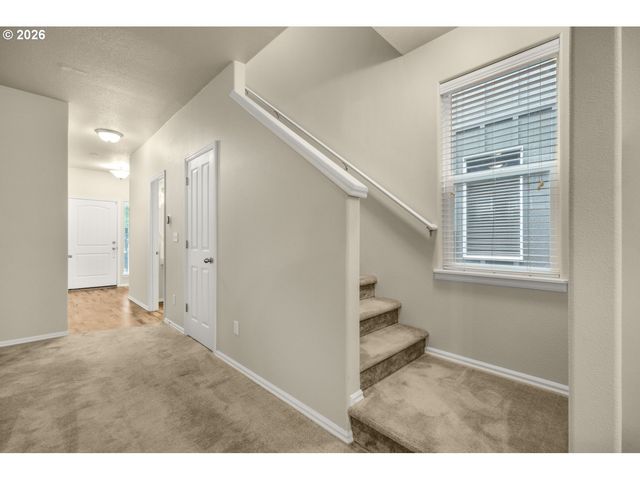 4865 Se SANDALWOOD St, Hillsboro, OR 97123
