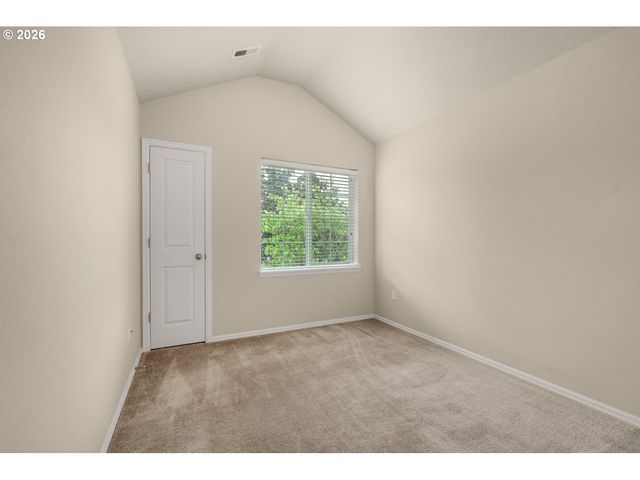 4865 Se SANDALWOOD St, Hillsboro, OR 97123