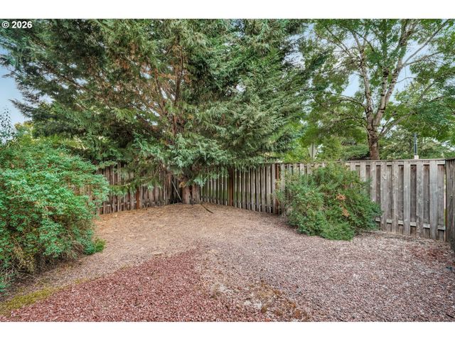 4865 Se SANDALWOOD St, Hillsboro, OR 97123