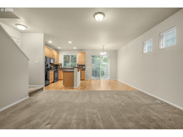 4865 Se SANDALWOOD St, Hillsboro, OR 97123