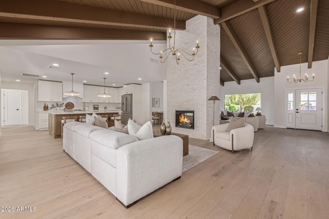 9008 N 83RD Street, Scottsdale, AZ 85258