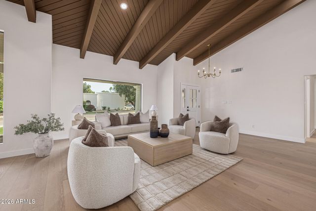 9008 N 83RD Street, Scottsdale, AZ 85258