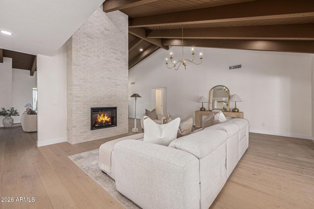 9008 N 83RD Street, Scottsdale, AZ 85258