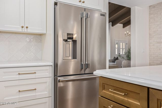 9008 N 83RD Street, Scottsdale, AZ 85258