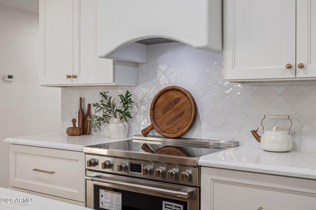 9008 N 83RD Street, Scottsdale, AZ 85258