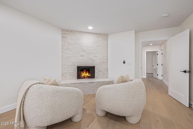 9008 N 83RD Street, Scottsdale, AZ 85258