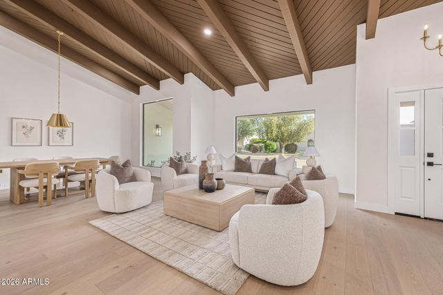 9008 N 83RD Street, Scottsdale, AZ 85258