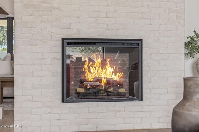 9008 N 83RD Street, Scottsdale, AZ 85258