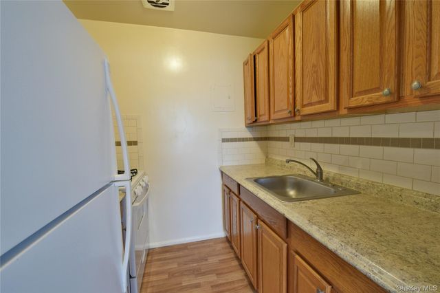 51 Leroy Place, Newburgh, NY 12550