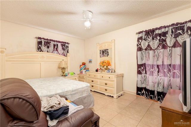 3504 Rosalva Avenue, Mcallen, TX 78503