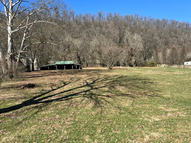 240 Athens Boonesboro Road, Winchester, KY 40391