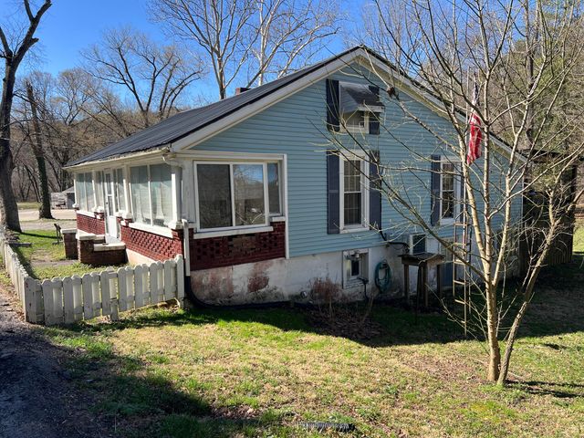 240 Athens Boonesboro Road, Winchester, KY 40391