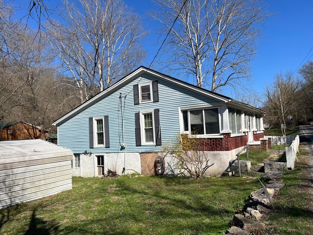 240 Athens Boonesboro Road, Winchester, KY 40391