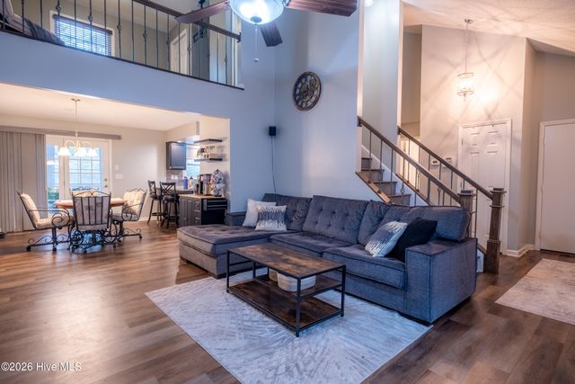 101 Laforet Court, Aberdeen, NC 28315