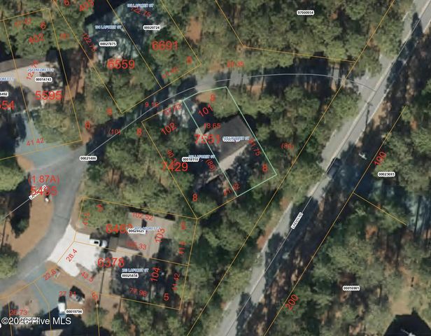 101 Laforet Court, Aberdeen, NC 28315