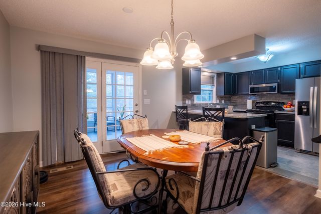 101 Laforet Court, Aberdeen, NC 28315