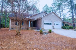 101 Laforet Court, Aberdeen, NC 28315