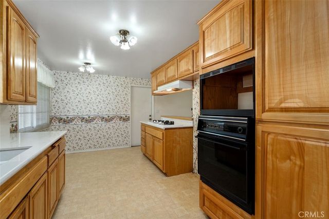 2736 E Coolidge, Orange, CA 92867