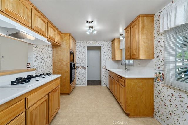 2736 E Coolidge, Orange, CA 92867