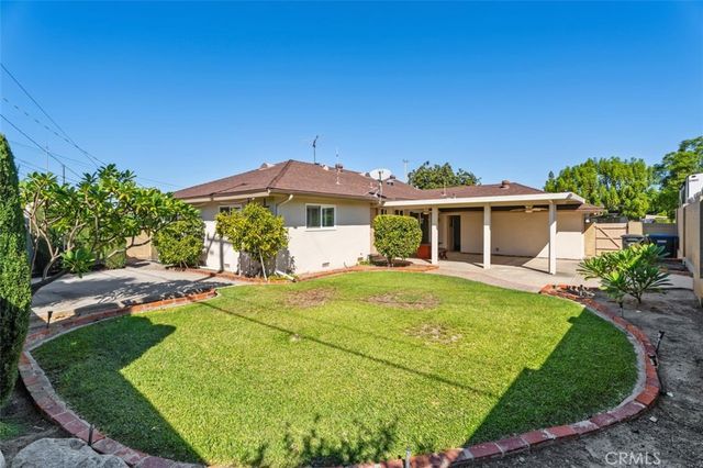2736 E Coolidge, Orange, CA 92867
